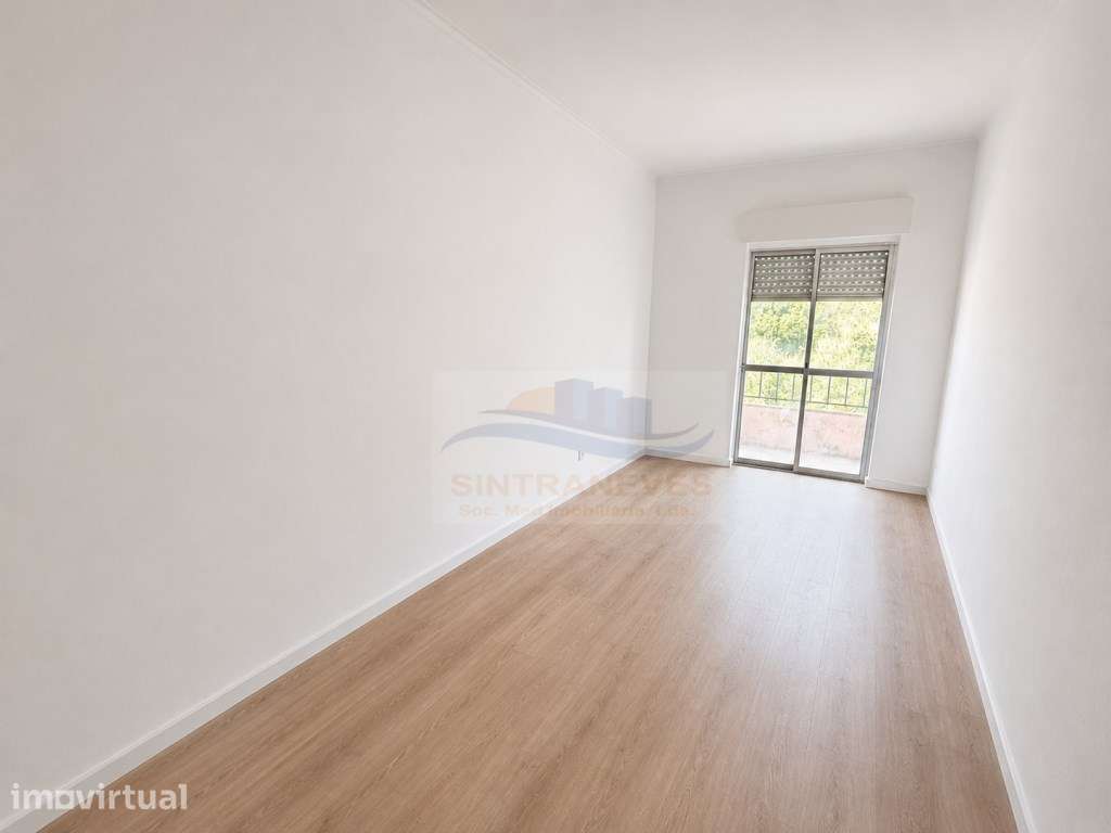 T2 Totalmente Remodelado | Serra da Luz - Odivelas/Pontinha - Grande imagem: 4/15