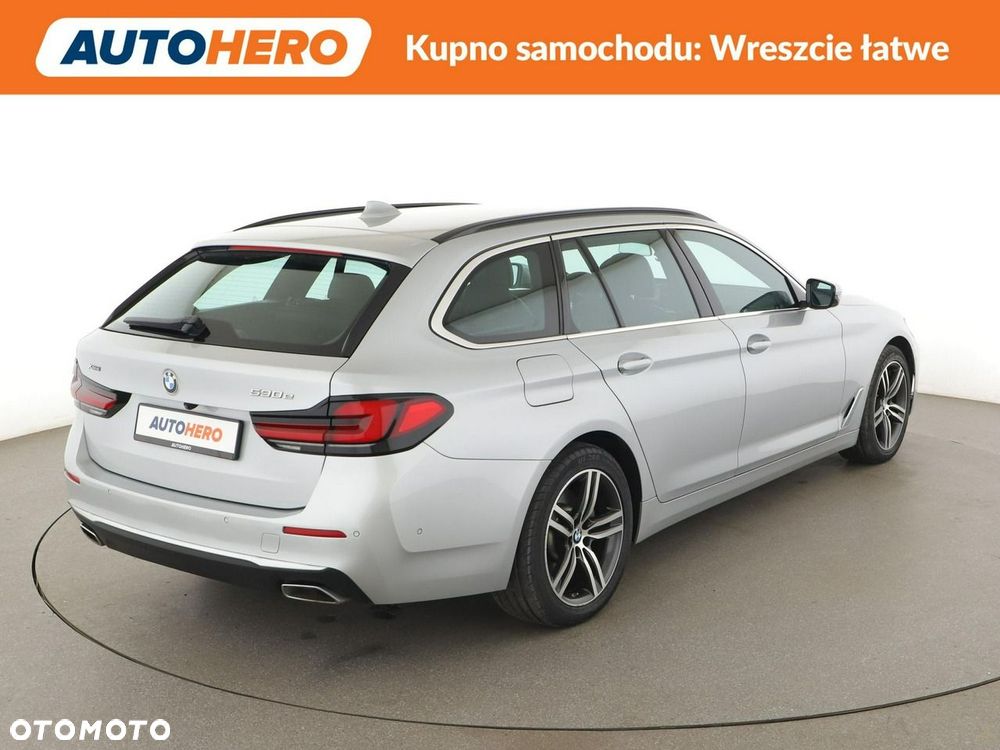 BMW Seria 5 530e xDrive Luxury Line - 9
