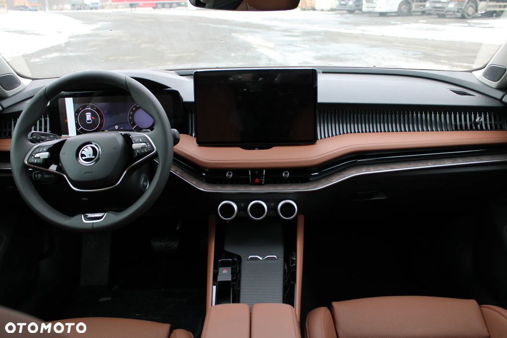 Skoda Superb 2.0 TDI SCR 4x4 L&K DSG - 18