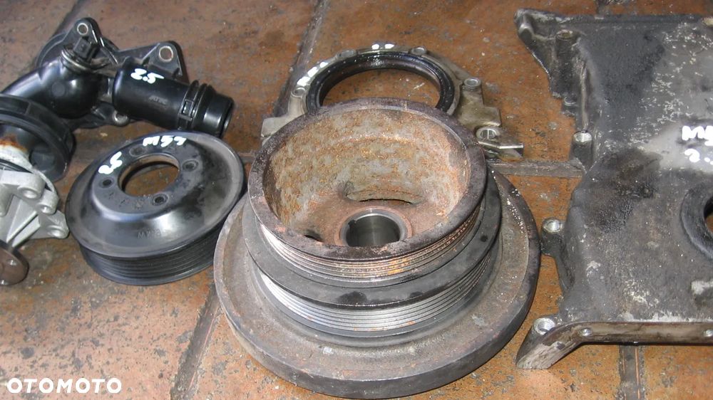 termostat obudowa rozrządu koło pasowe BMW M54 2.5 E46 E39 - 3