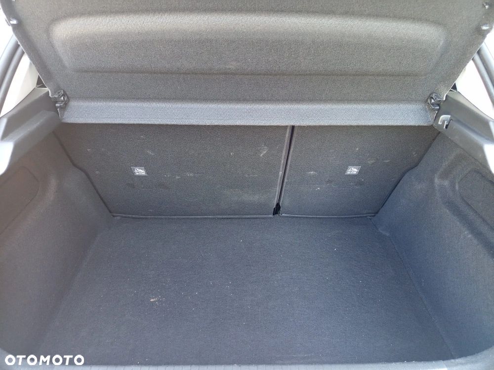 Opel Corsa - 8