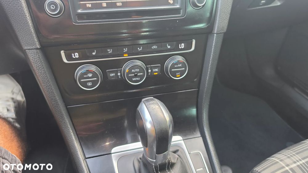 Volkswagen Golf GTD 2.0 TDI SCR DSG - 23