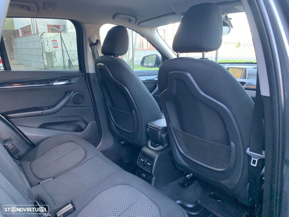 BMW X1 16 d sDrive Pack M - 21