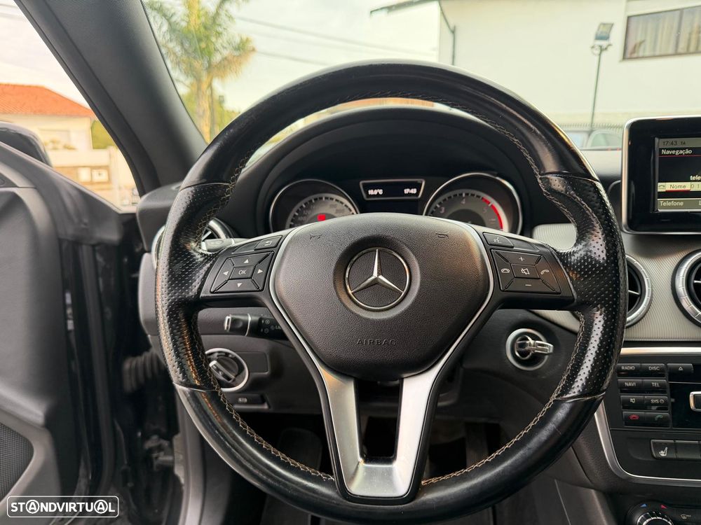 Mercedes-Benz CLA 200 CDI AMG Line - 19