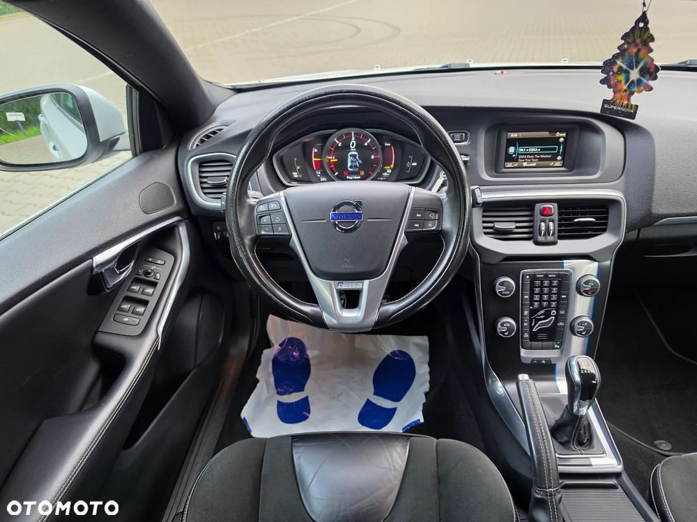 Volvo V40 D4 RDesign - 14
