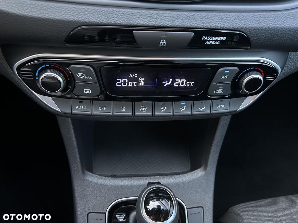 Hyundai i30 1.5 T-GDI 48V Smart DCT - 25