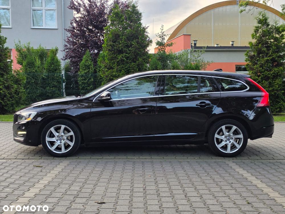 Volvo V60 T3 Edition - 9
