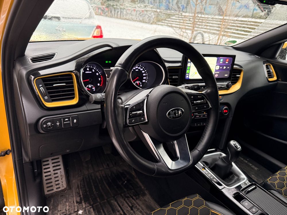 Kia XCeed 1.5 T-GDI Business Line - 10