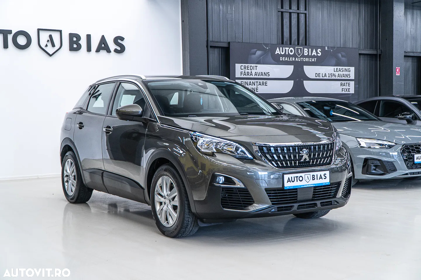 Peugeot 3008 1.2 PureTech Turbo S&S EAT8 Allure - 3