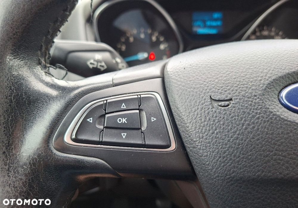 Ford Focus - 30