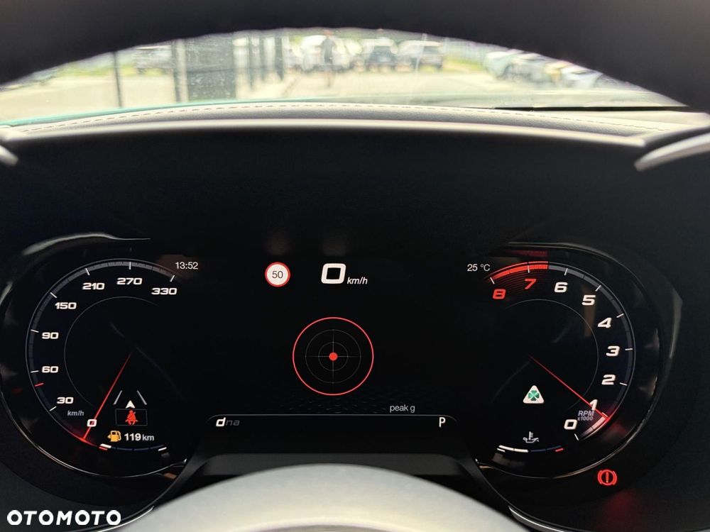 Alfa Romeo Giulia 2.9 Bi Turbo V6 Quadrifoglio - 28