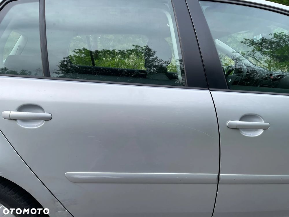 Volkswagen Golf 1.6 Q-Line - 6