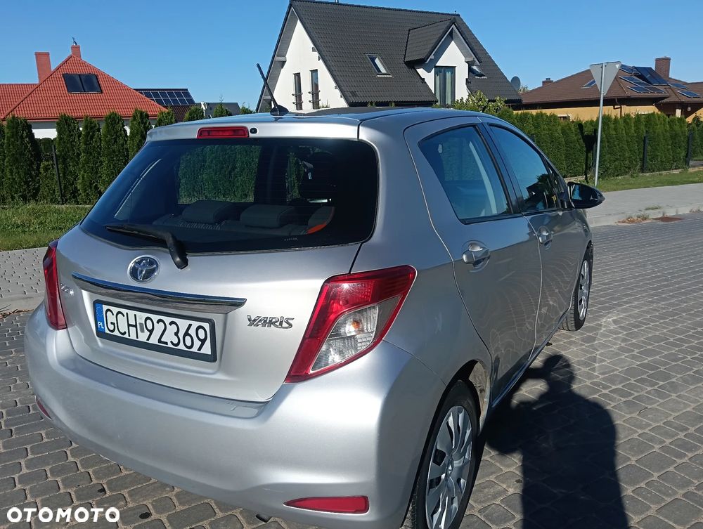 Toyota Yaris - 30