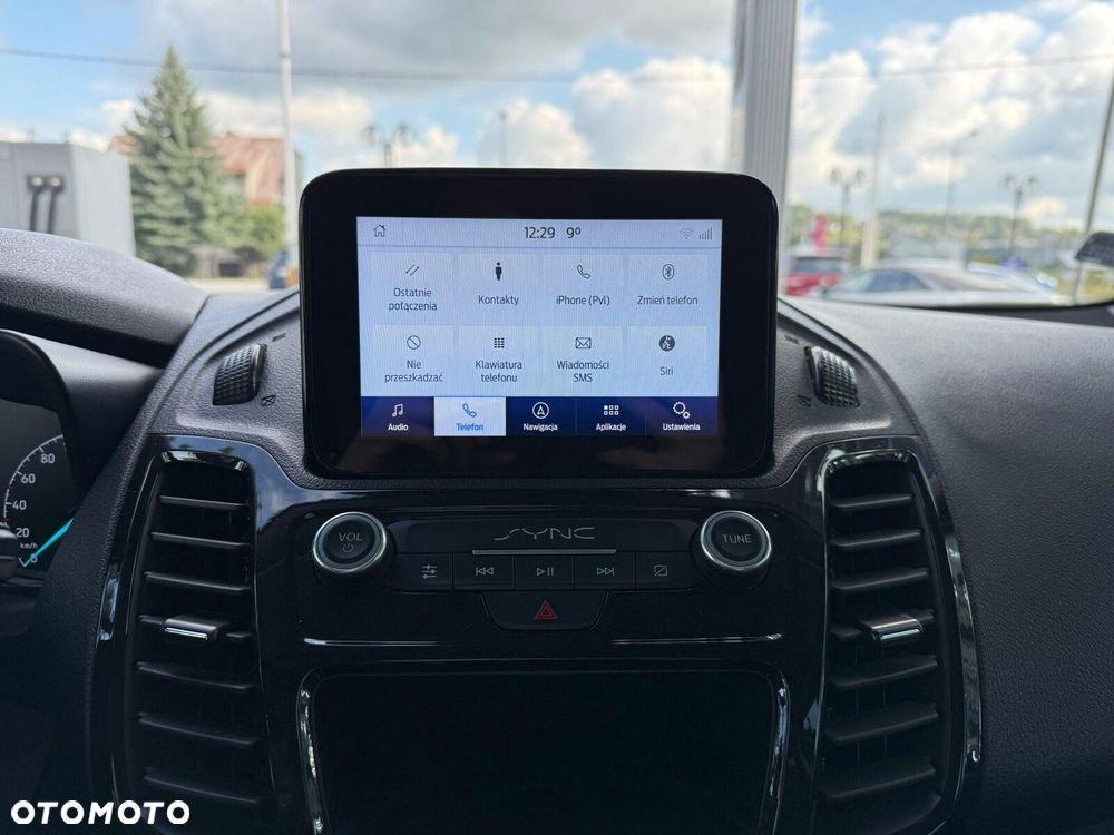 Ford Tourneo Connect Grand - 22