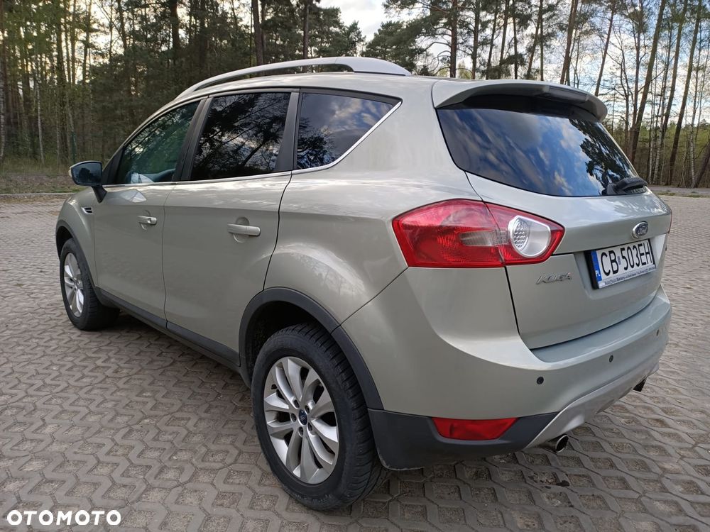Ford Kuga 2.0 TDCi Titanium - 14