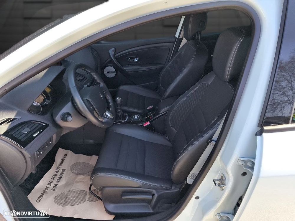 Renault Mégane 1.5 dCi Bose Edition - 8