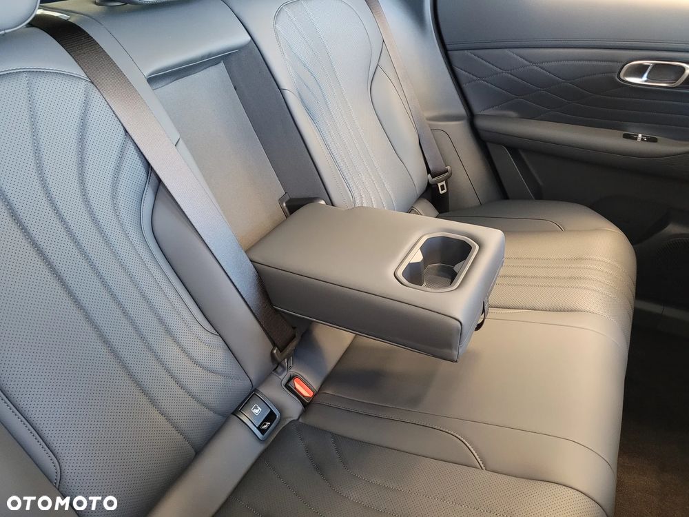 Geely Starray - 22
