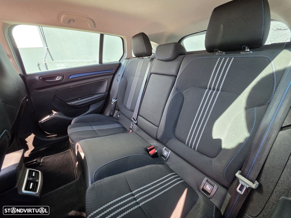 Renault Mégane Sport Tourer 1.5 dCi GT Line SS - 6