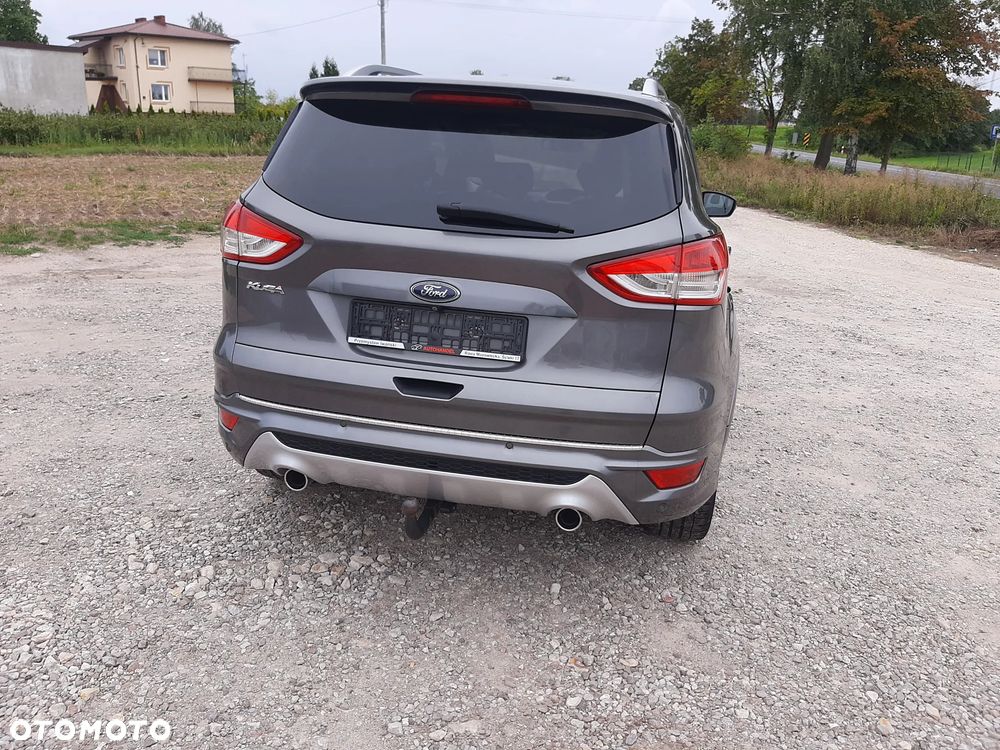 Ford Kuga 2.0 TDCi 2x4 Titanium - 6