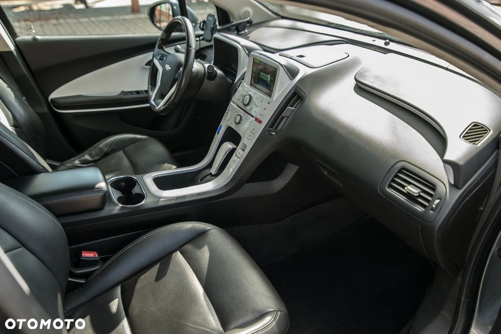 Chevrolet Volt Exclusive - 11