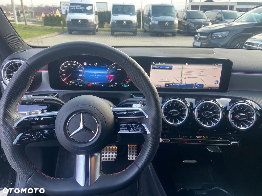 Mercedes-Benz Klasa A 200 AMG Line 7G-DCT - 11