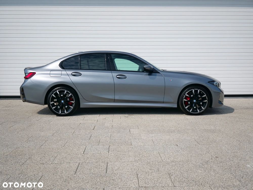 BMW Seria 3 330i xDrive M Sport sport - 8