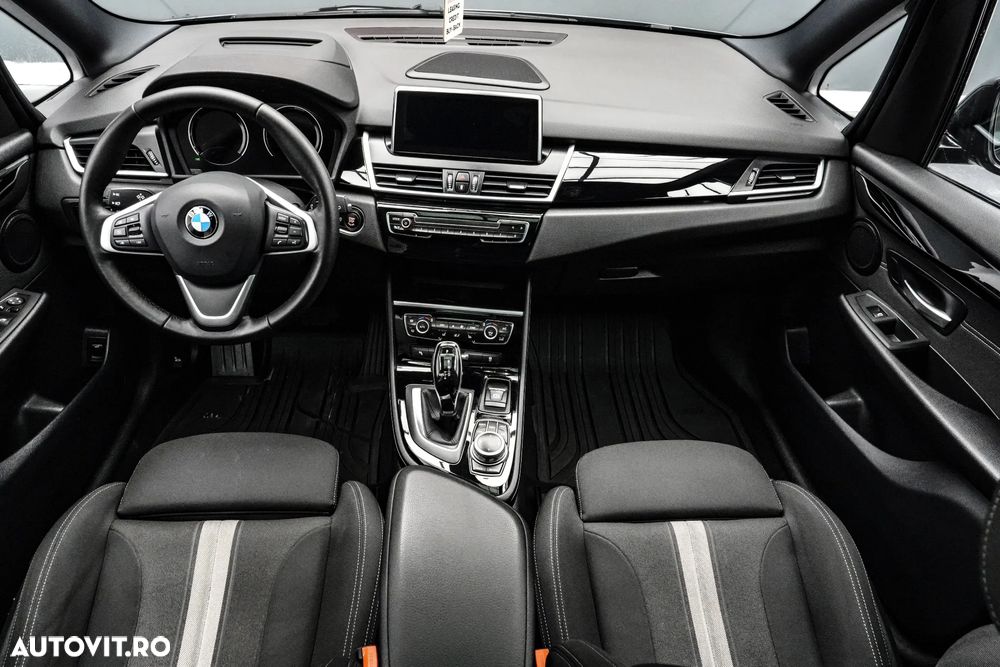 BMW Seria 2 220d AT Advantage - 7