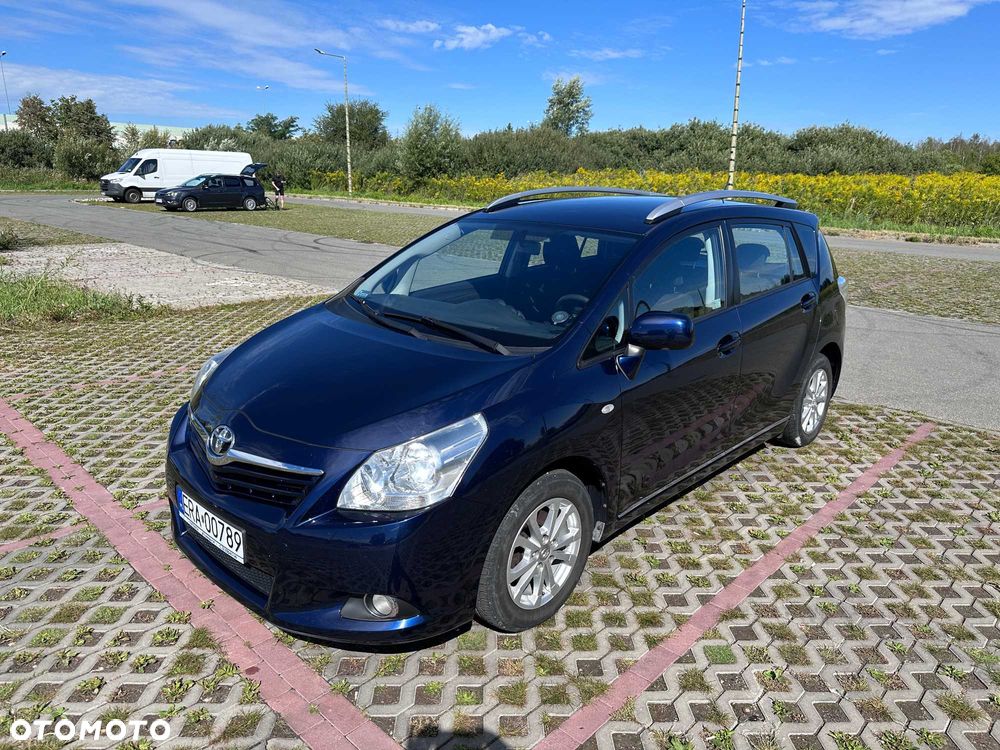 Toyota Verso - 2