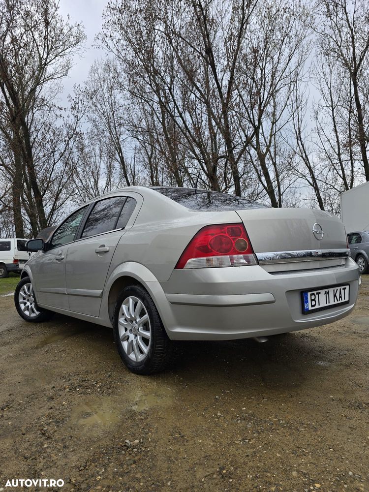 Opel Astra - 11