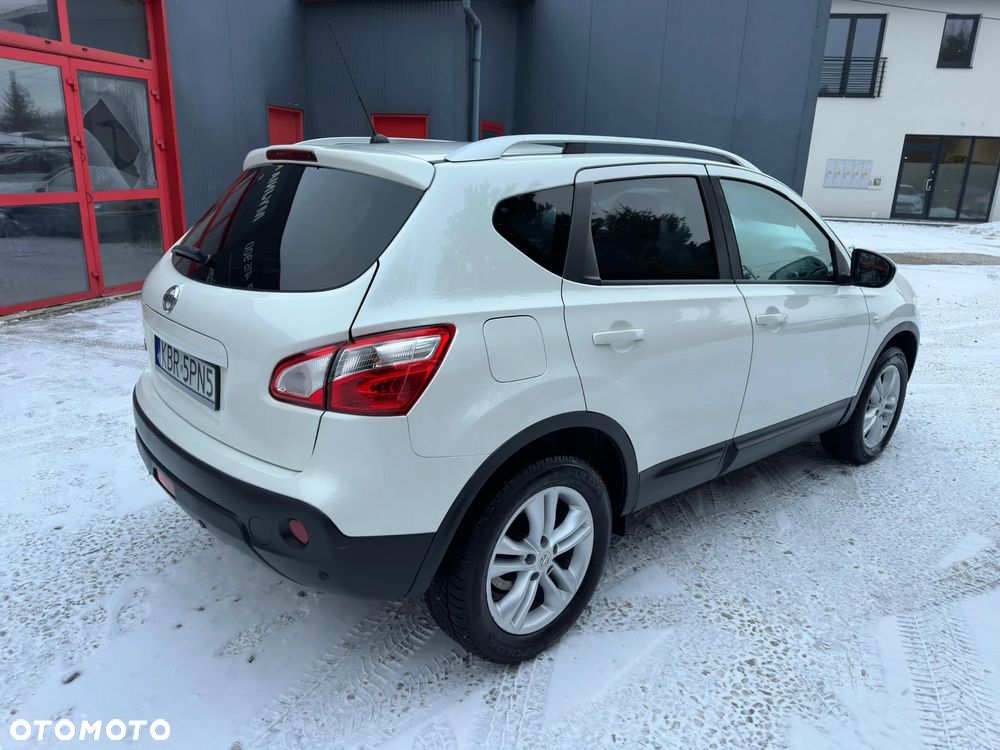 Nissan Qashqai - 13