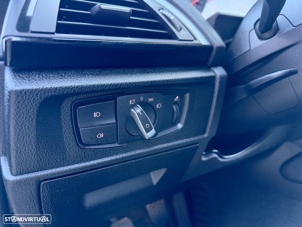 BMW 220 d Sport Line - 41