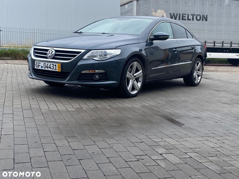Volkswagen Passat CC - 2