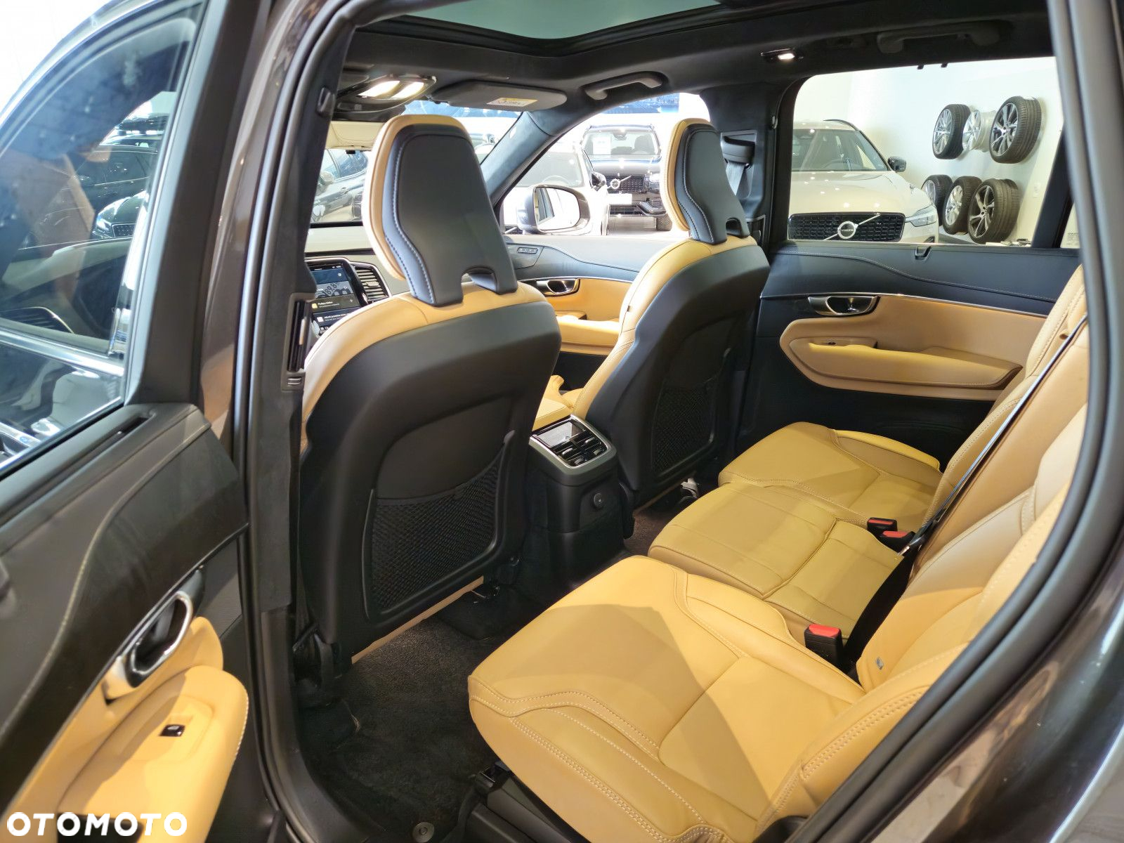 Volvo XC 90 - 24