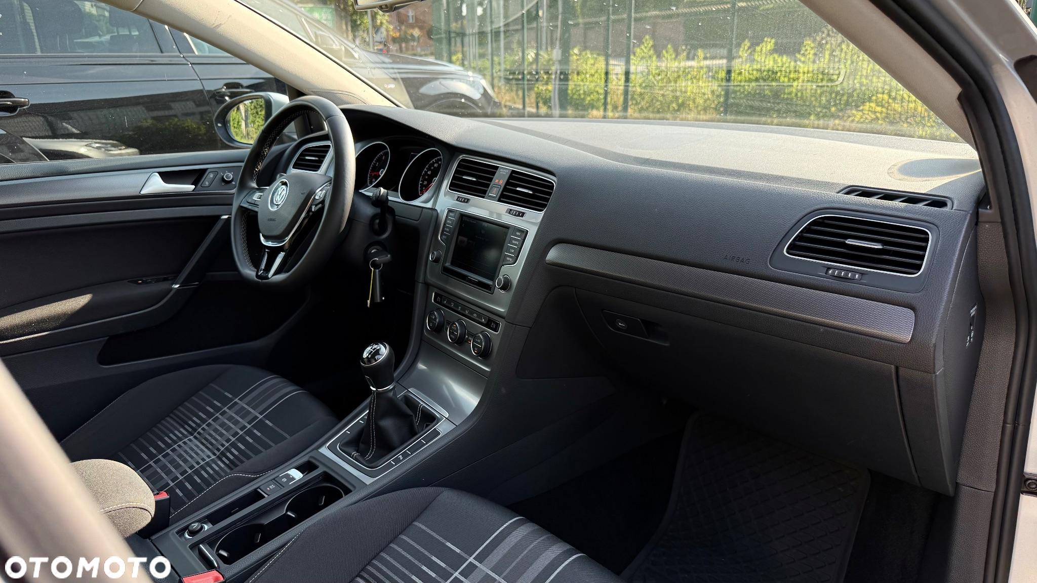 Volkswagen Golf 1.4 TSI ACT BlueMotion Technology Lounge - 19