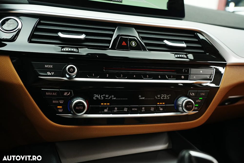 BMW Seria 5 520d xDrive Aut. - 31