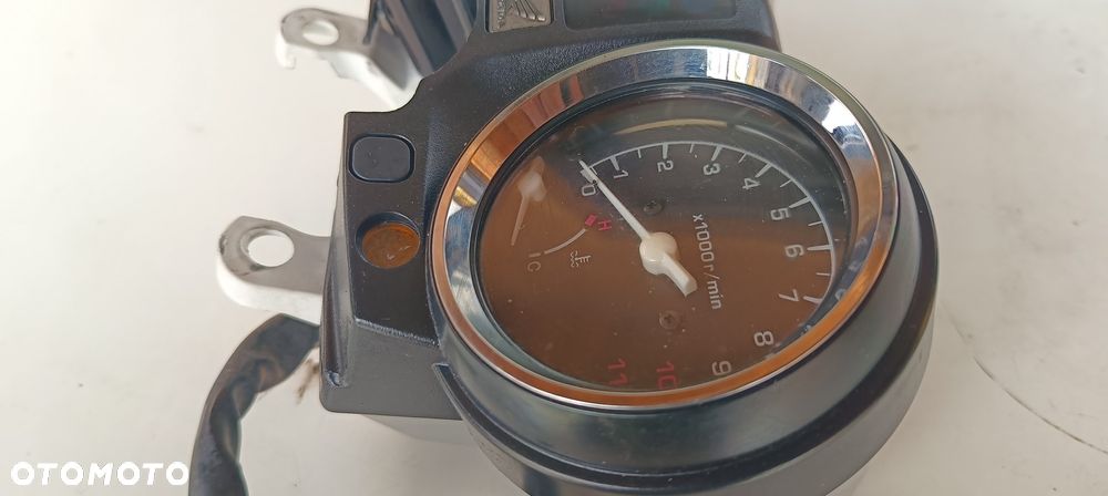 HONDA CB900 CB900F HORNET 2004 lift - 11