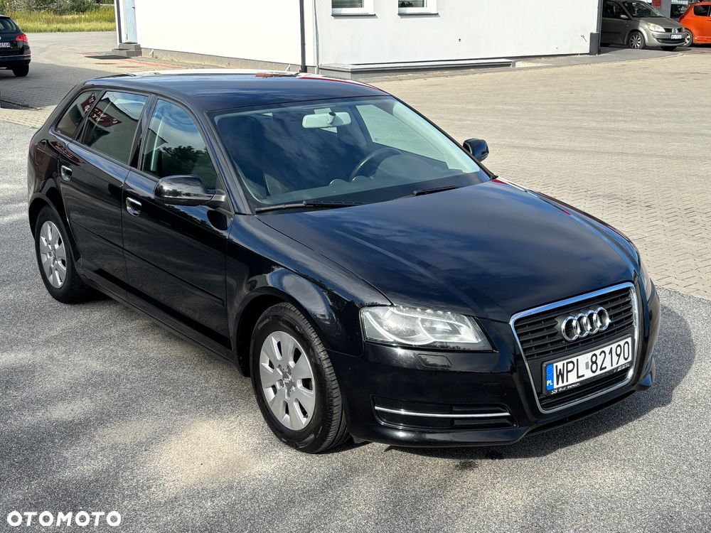 Audi A3 3-drzwiowe 1.6 TDI DPF Ambition - 8