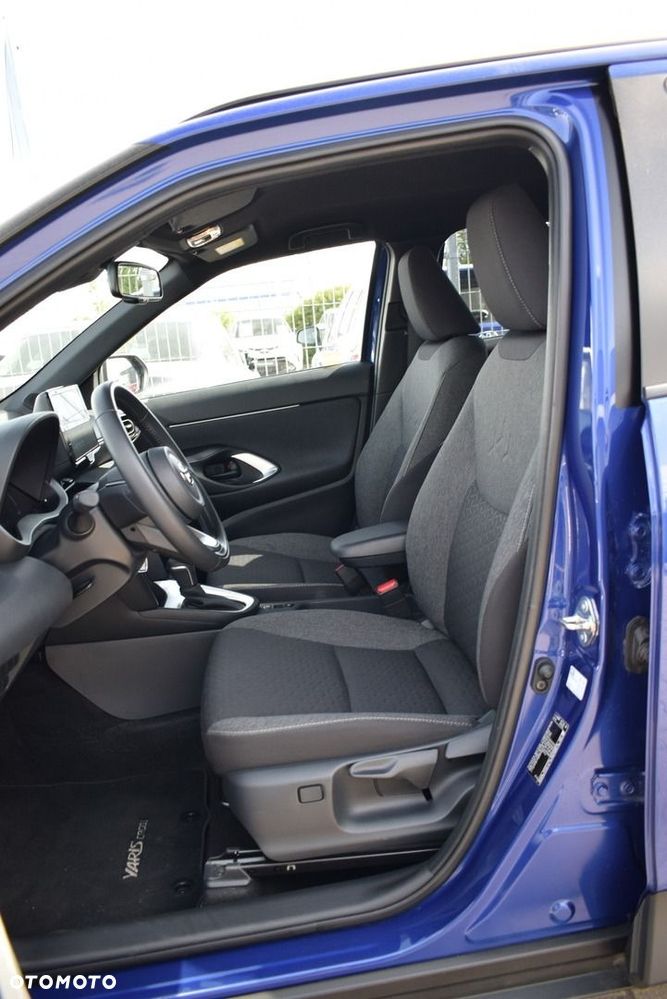 Toyota Yaris Cross - 13