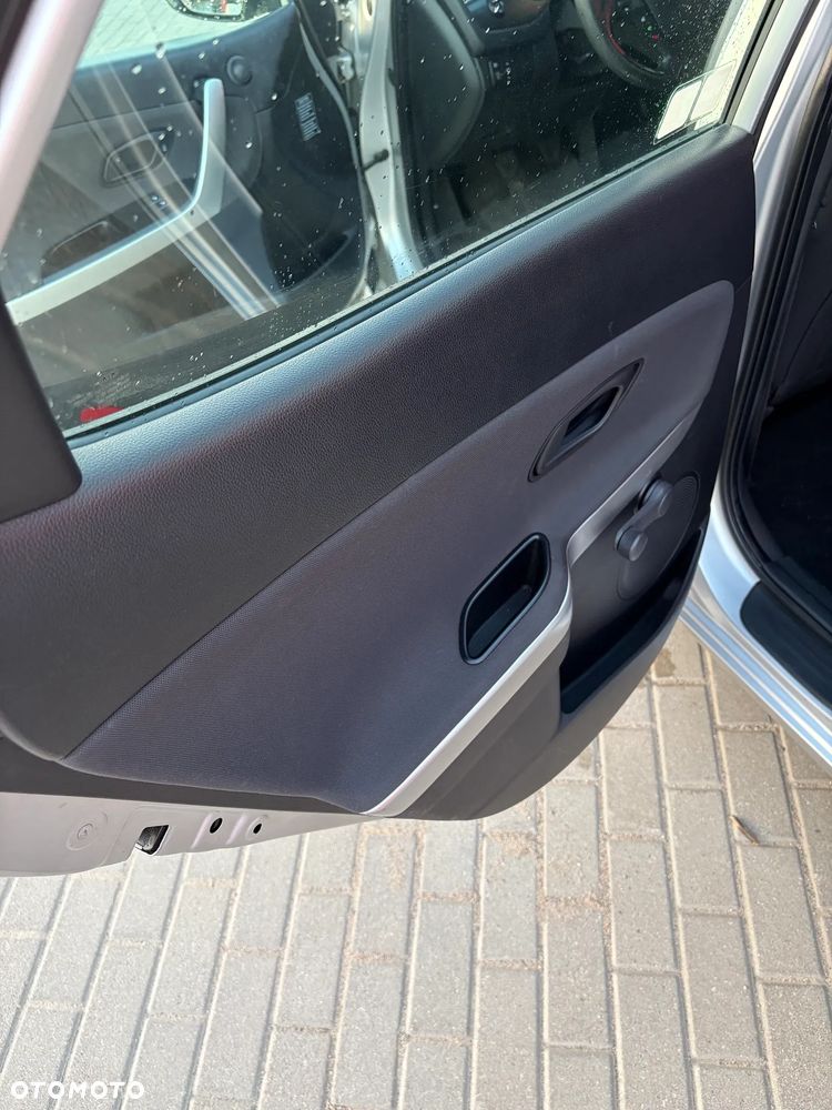 Kia Ceed - 23