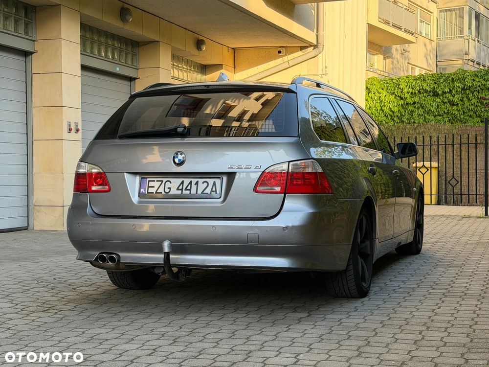 BMW Seria 5 525d - 4