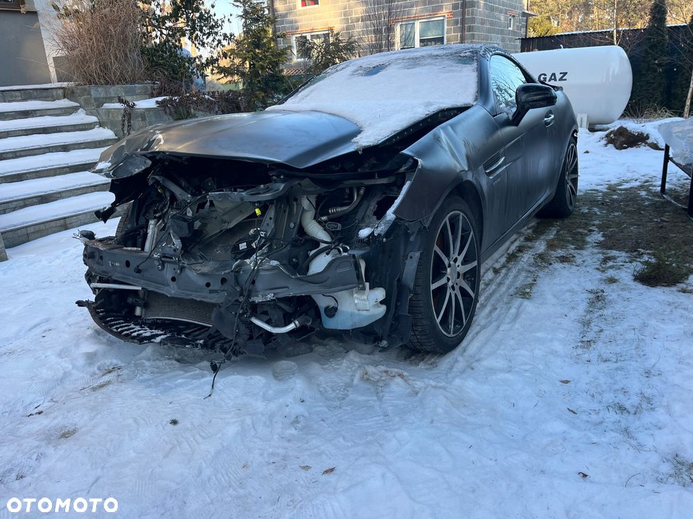 Mercedes-Benz SLC AMG 43 9G-TRONIC - 10