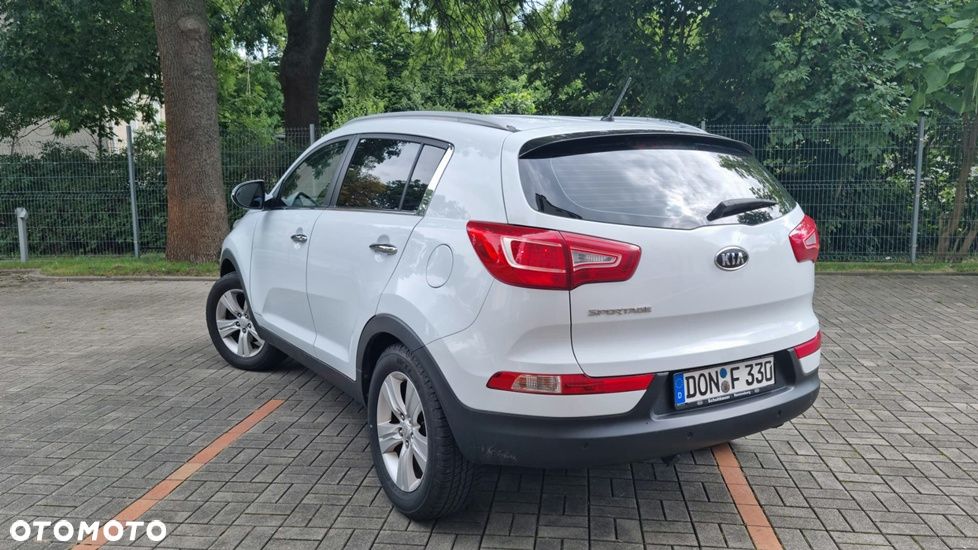 Kia Sportage 2.0 S - 7
