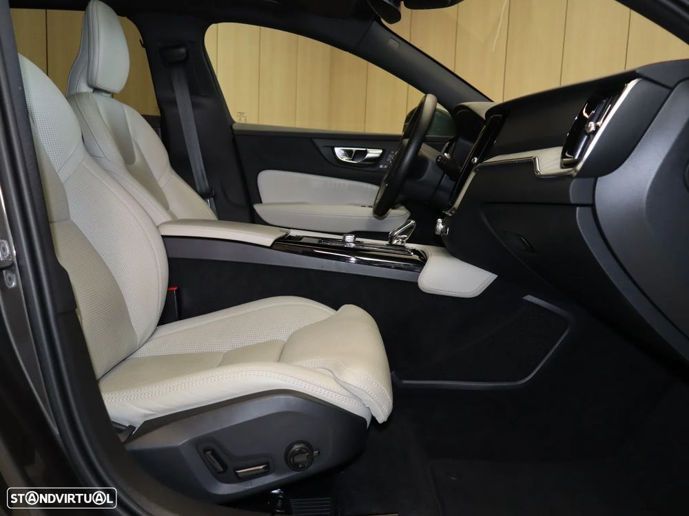 Volvo V60 2.0 T6 AWD TE Inscription - 20