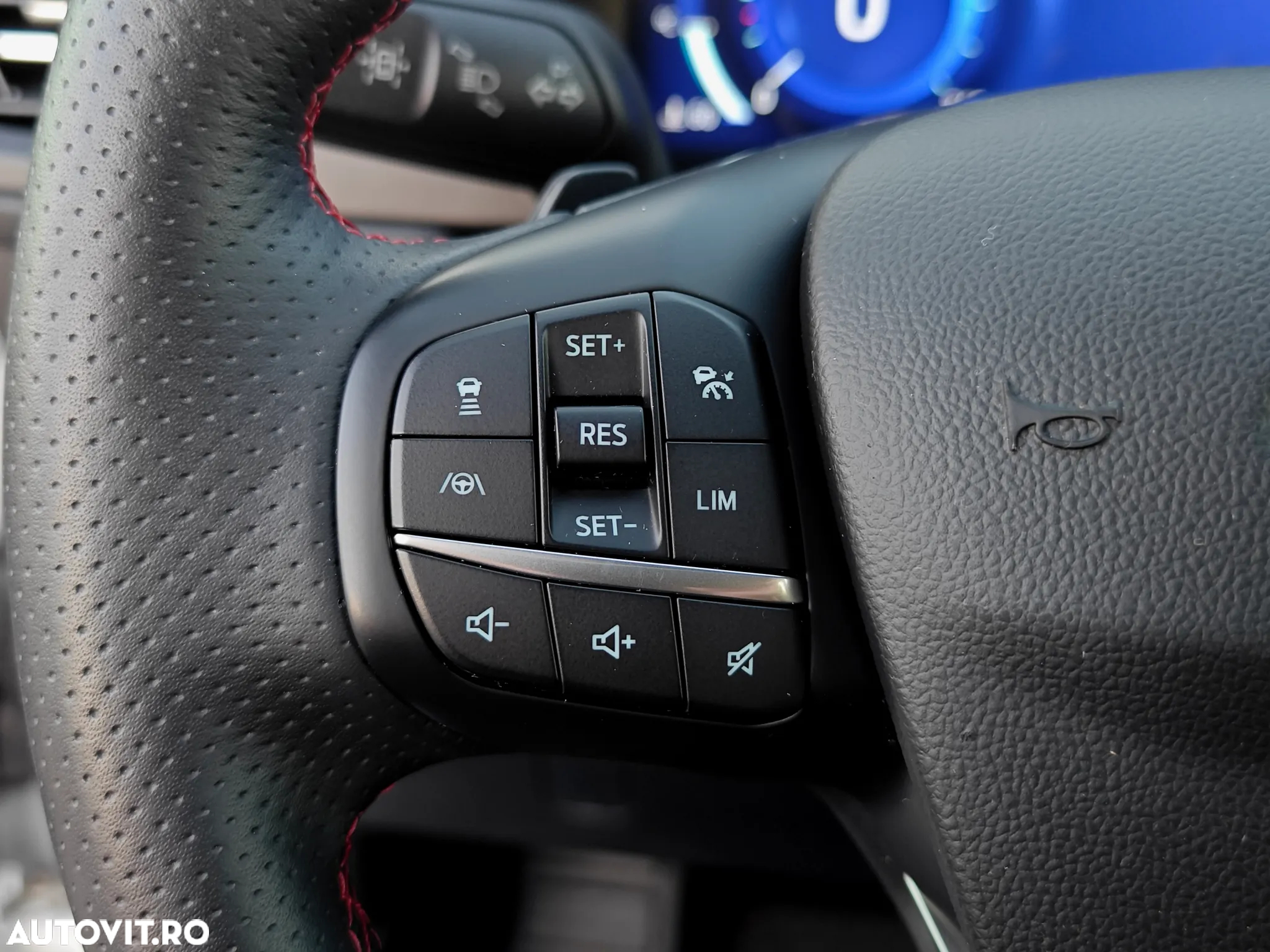 Ford Kuga 2.0 EcoBlue 4x4 Aut. ST-LINE X - 19