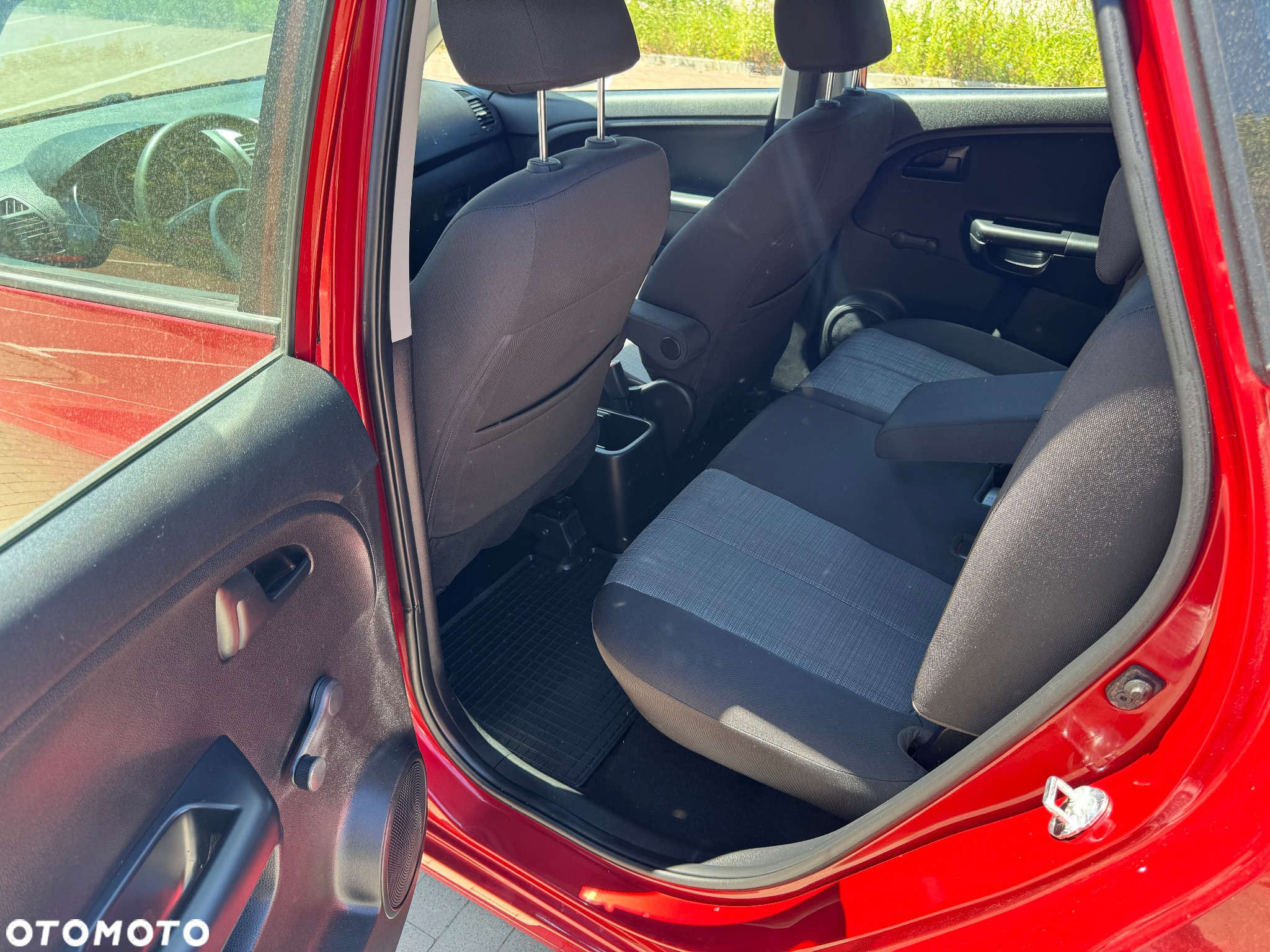 Kia Venga - 14
