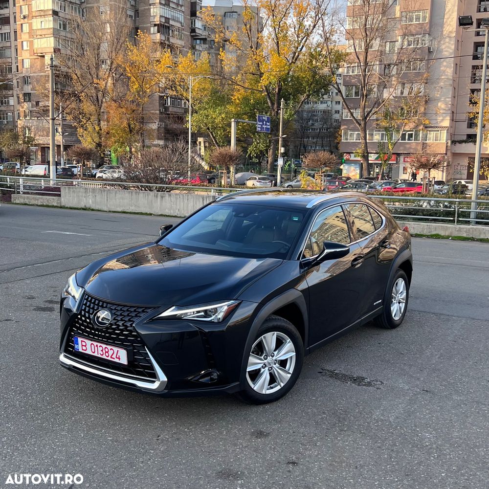 Lexus UX 250h Business Edition - 10