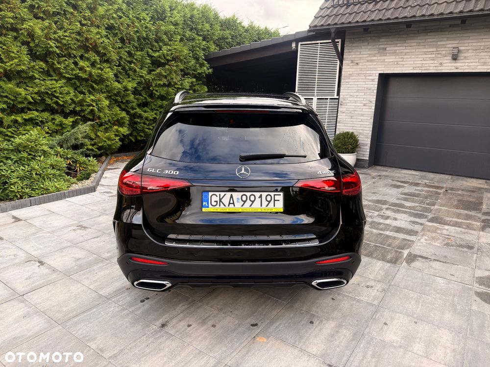 Mercedes-Benz GLC - 7
