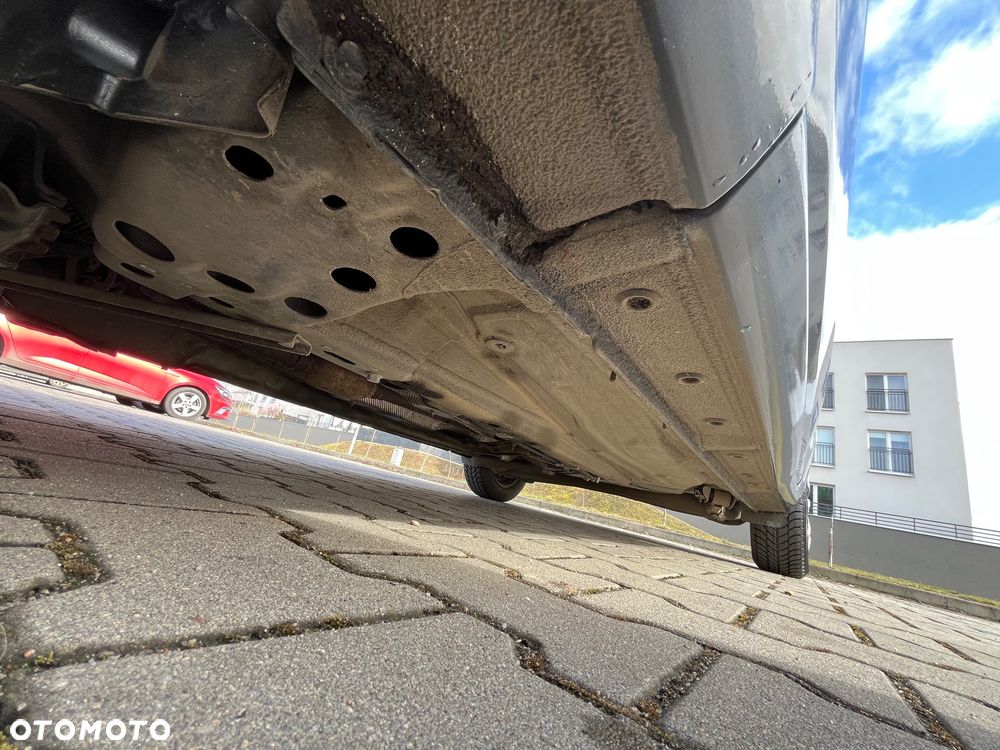 Ford Fiesta 1.25 Trend EU5 - 38