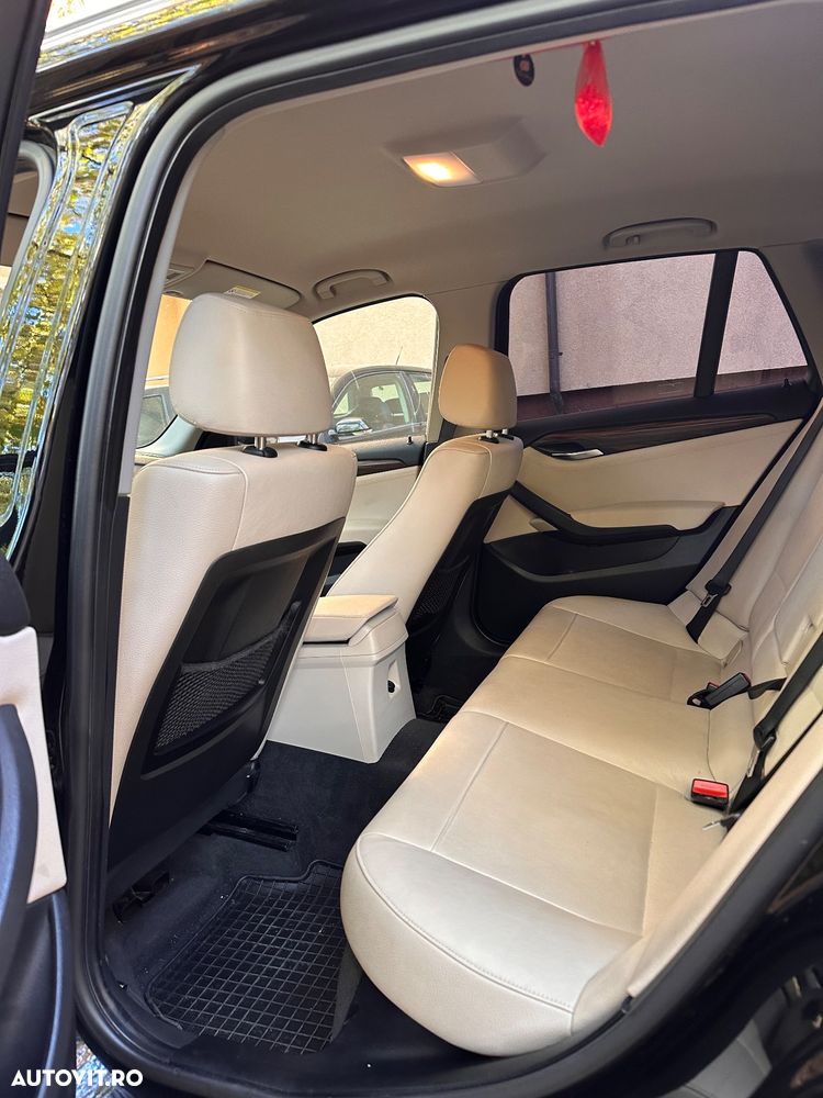 BMW X1 xDrive18d - 3