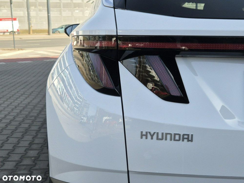 Hyundai Tucson 1.6 T-GDi HEV Smart 2WD - 24